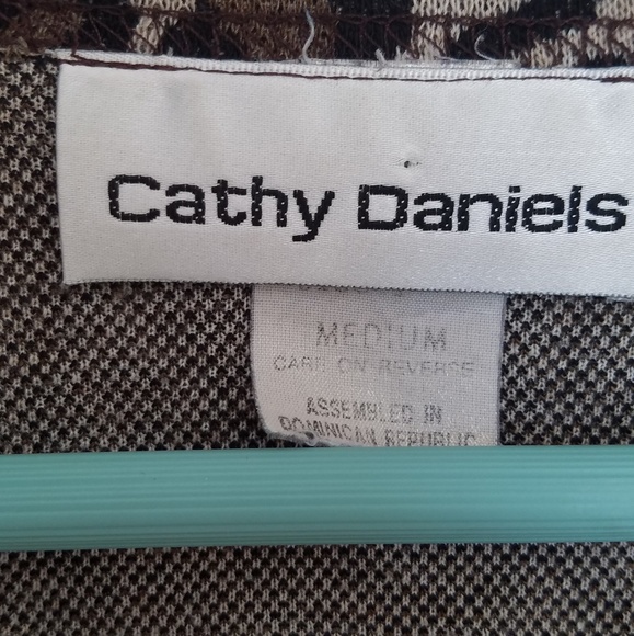 Cathy Daneils size med lepord print sweater - Picture 4 of 6